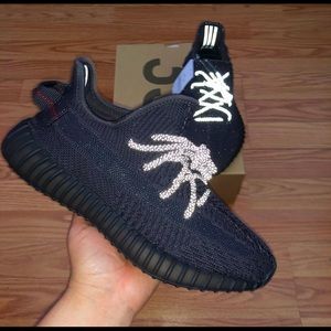 ADIDAS YEEZY 350 BLACK V2 size men’s 5.5